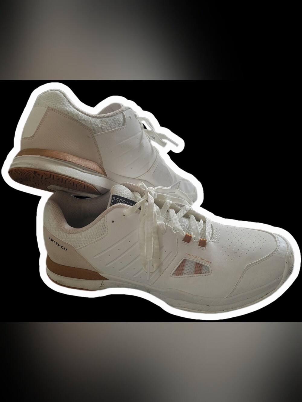 Men's White and Gold Tennis Shoes